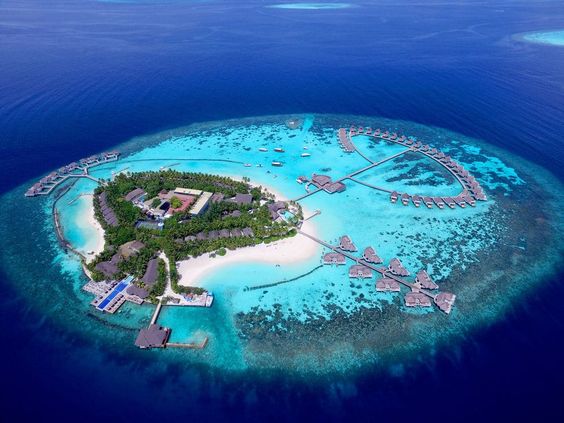  السياحة في جزر المالديف 